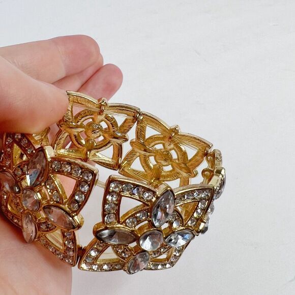 Vintage Gold Rhinestone Flower Bracelet Elastic Chunky Statement - Picture 3 of 4